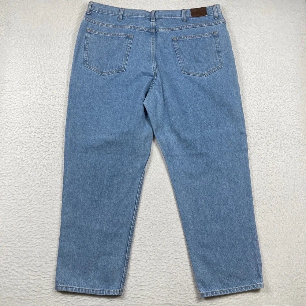 LL Bean Jeans Mens 42x29 Light Blue Natural Fit Straight Leg Denim Cotton 104731